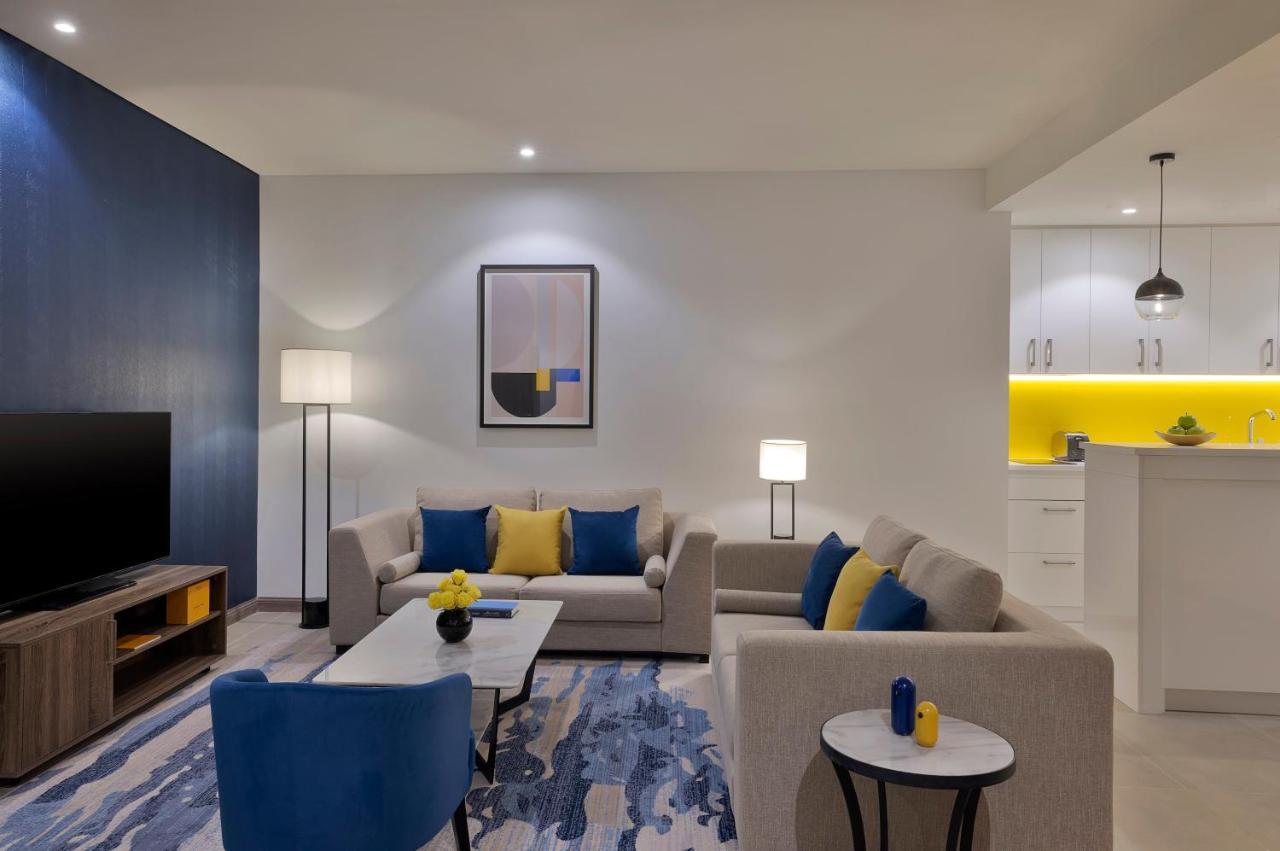 Voco Al Khobar By Ihg Otel Dış mekan fotoğraf Living room
